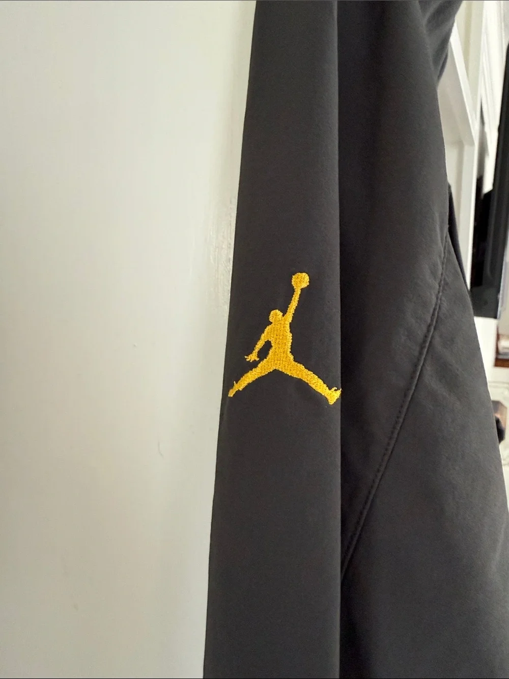 Men's Nike Basketball Jordan Michigan Dri-Fit Jacket